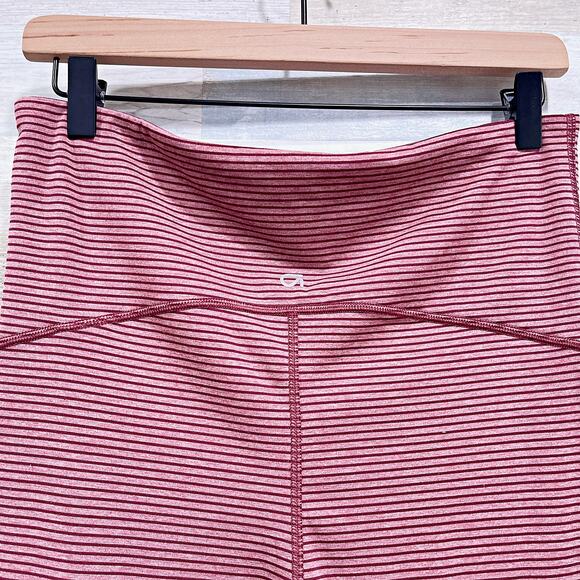 GapFit Maternity Full Panel Propel 7/8 Leggings Red Stripe Eclipse Womens Medium - Picture 5 of 8